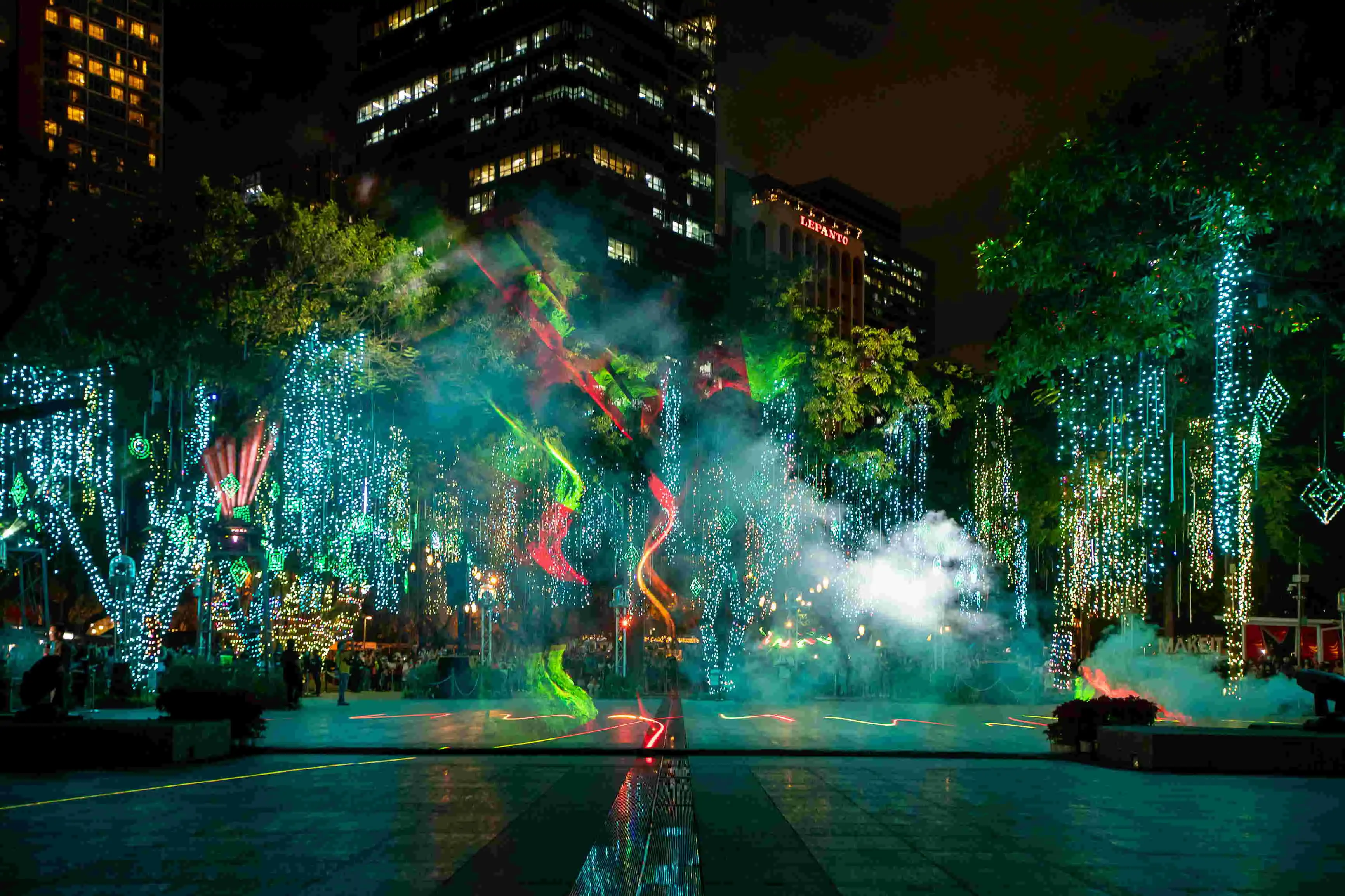 4 Spots Where You Should Be Spending Your Christmas This Year